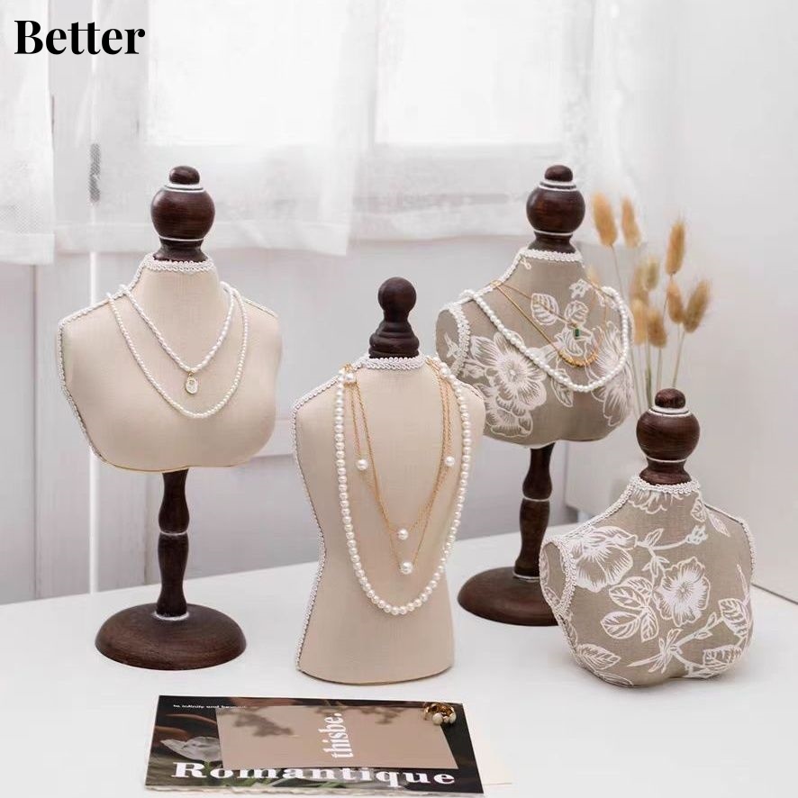 Modèle de mannequin élégant po - Body Jewelry Holder avis et prix
